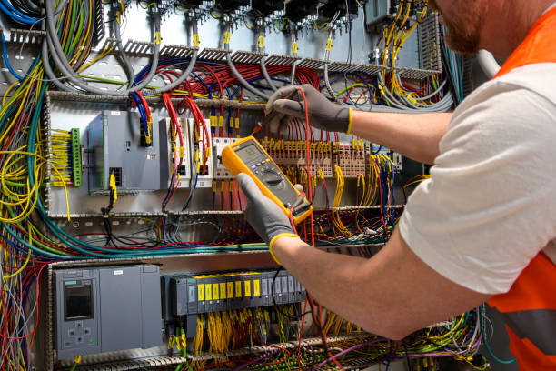 Best Circuit Breaker Repair  in Eagle Butte, SD